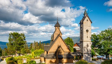 Wcale nie Zakopane. W tym roku to tam Polacy chcą spędzić Wielkanoc
