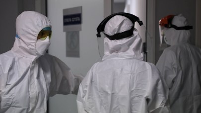 Wciąż bardzo dużo zakażeń koronawirusem. Kolejny dzień ponad 800 przypadków