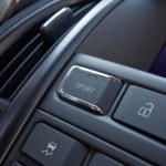 Wciskam jeden przycisk. Auto lepiej przyspiesza i czasem mniej pali