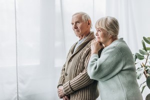 Wczesne objawy Alzheimera - wcale nie kłopoty z pamięcią 