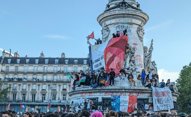 We Francji krajobraz po bitwie: Lewica ma problem, prawica liże rany