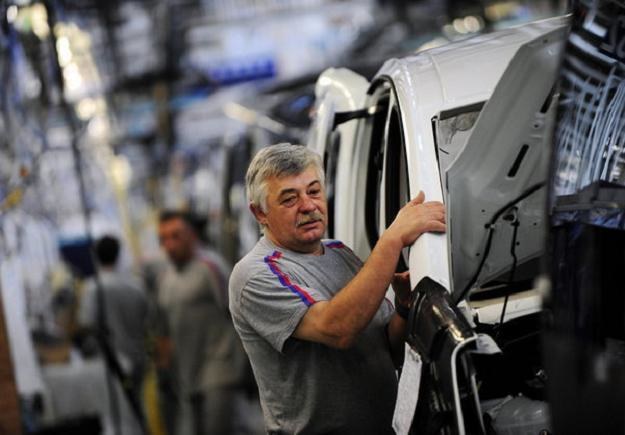 We Francji rynek pracy dla osób starszych jest szczególnie trudny... /AFP