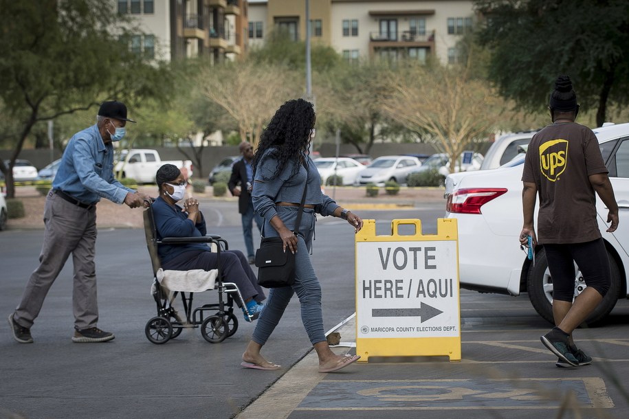 We wczesnych wyborach wzięło już udział ponad 99 mln obywateli USA /RICK D'ELIA /PAP/EPA