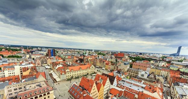 We Wrocławiu kupujący nabywają lokale w średniej cenie w okolicach 6000 zł za m kw. /&copy;123RF/PICSEL