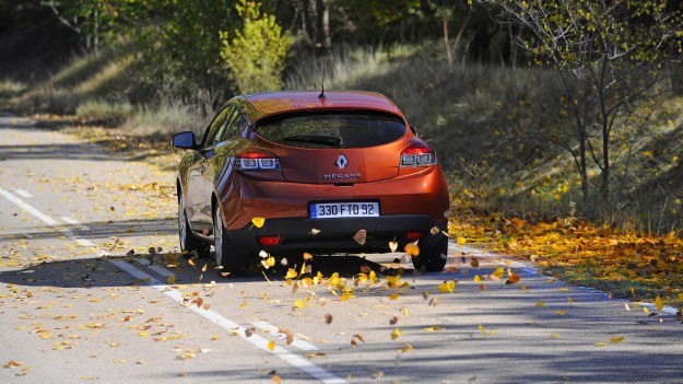 We wrześniu ubiegłego roku doszło do większej liczby wypadków niż w lipcu czy sierpniu. /Renault