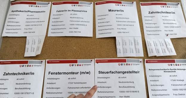 We wszystkich dużych, niemieckich miastach funkcjonują miejsca zbiórki nielegalnych pracowników /AFP