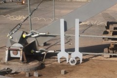 We wtorek 2. próba postawienia wrocławskiej Iglicy. Trwa wymiana śrub