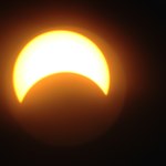 We wtorek częściowe zaćmienie Słońca. Hevelianum zachęca do oglądania transmisji