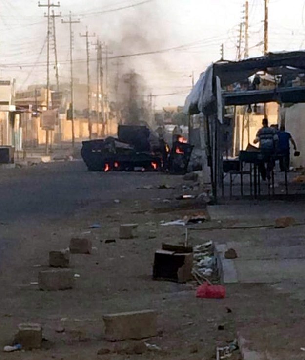 Według AFP, ostatnim miastem opanowanym przez dżihadystów z ISIL jest Tikrit /STR /PAP/EPA