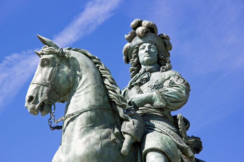 Według American Journal of Public Health, to francuski król Ludwik XIV "wynalazł" niekomfortową pozycję porodową /123RF/PICSEL