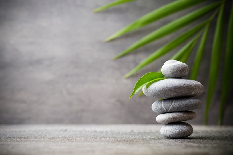 Według feng shui każdy z nas ma w sobie żywioły, które wpływają na jego charakter. /123RF/PICSEL