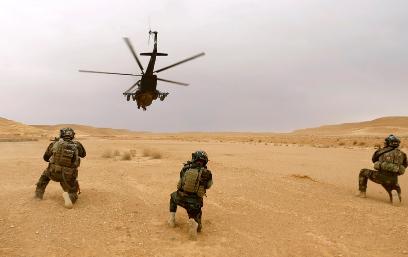 Według stacji NBC w amerykańskim nalocie zginął lider ISIS w Syrii /THAIER AL-SUDANI / Reuters / Forum /Agencja FORUM
