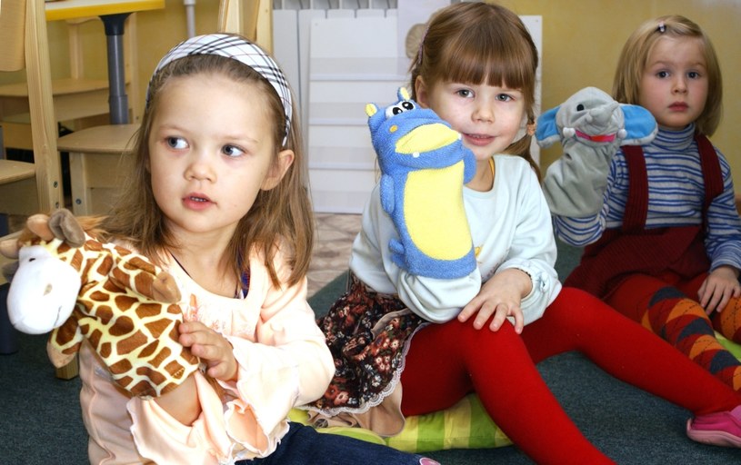 Według statystyk nawet 280 tys. ludzi w Polsce nie płaci alimentów na dzieci /123RF/PICSEL