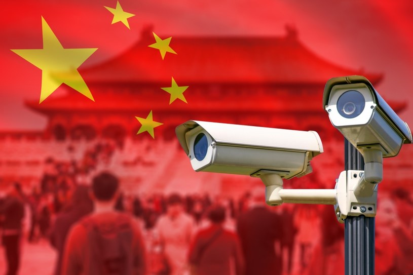 Według szacunków Organizacji Narodów Zjednoczonych w Chinach znajduje się łącznie 626 mln kamer monitoringu, co daje średnio około jedną kamerę na dwie osoby w całym kraju /123RF/PICSEL