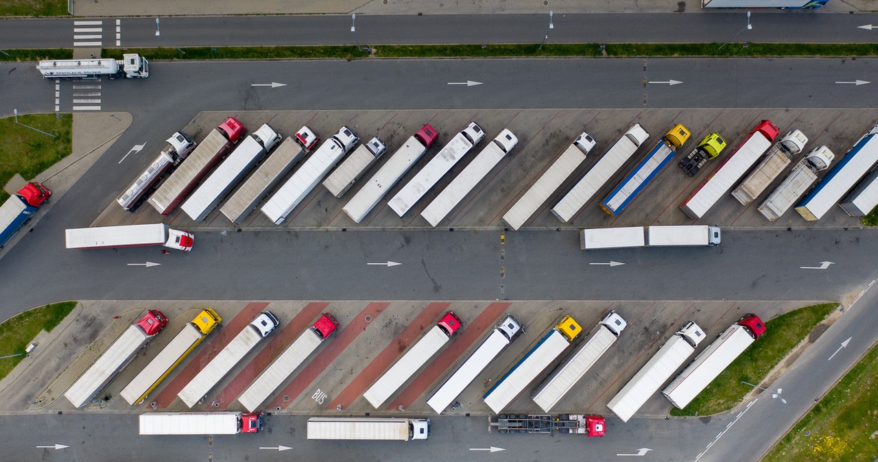 Według unijnego prawa MOP-y muszą znajdować się przy autostradach i drogach szybkiego ruchu nie rzadziej niż co 100 km. /GDDKiA /materiały prasowe