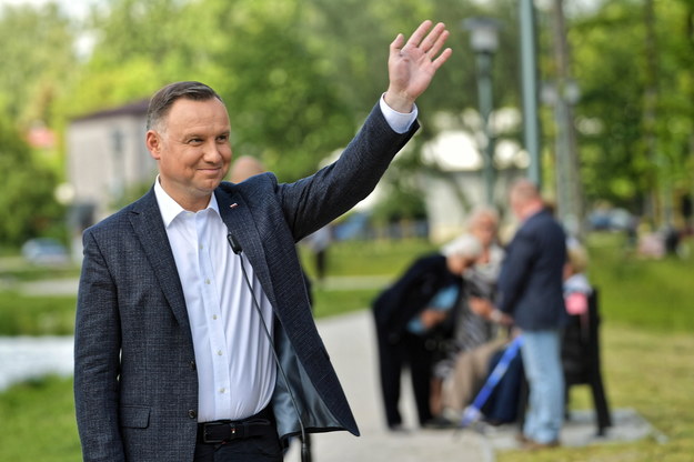 Według wewnętrznego sondażu PiS Andrzej Duda może liczyć na niemal 50 proc. poparcie w I turze wyboró /Przemysław Piątkowski /PAP