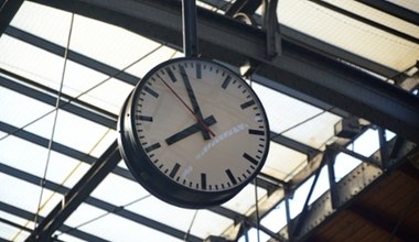 Weekend ze zmianą czasu. PKP wydało specjalny komunikat