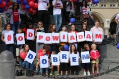 ​Weekendem Dobra w 16 miastach rozpoczęła się kampania #OdpowiadamDobrem
