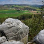 Weekendowa wycieczka na Ostas. Magiczne formacje skalne bez tłumu turystów
