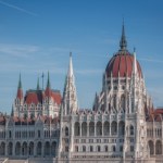 Weekendowy wypad za grosze? Oto 5 miast, w których odpoczniesz taniej niż w Polsce