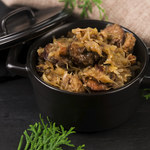 Wegański bigos z tofu 