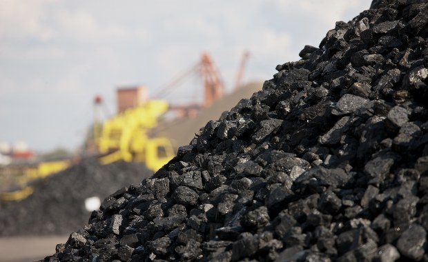 ​Węgiel nie jest już potrzebny? Maleje kolejka zainteresowanych