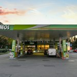 Węgierski koncern MOL chce sprzedać część aktywów, aby przejąć stacje OMV w Słowenii