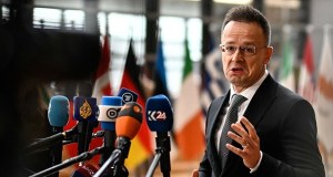 ​Węgierski minister przyznał, że konsultuje się z Rosją. "Co w tym dziwnego?"