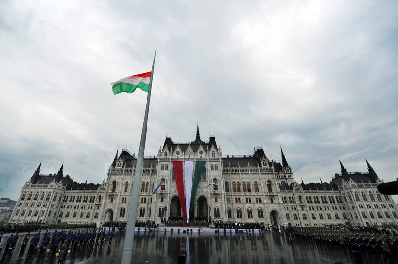 Węgierski parlament /AFP