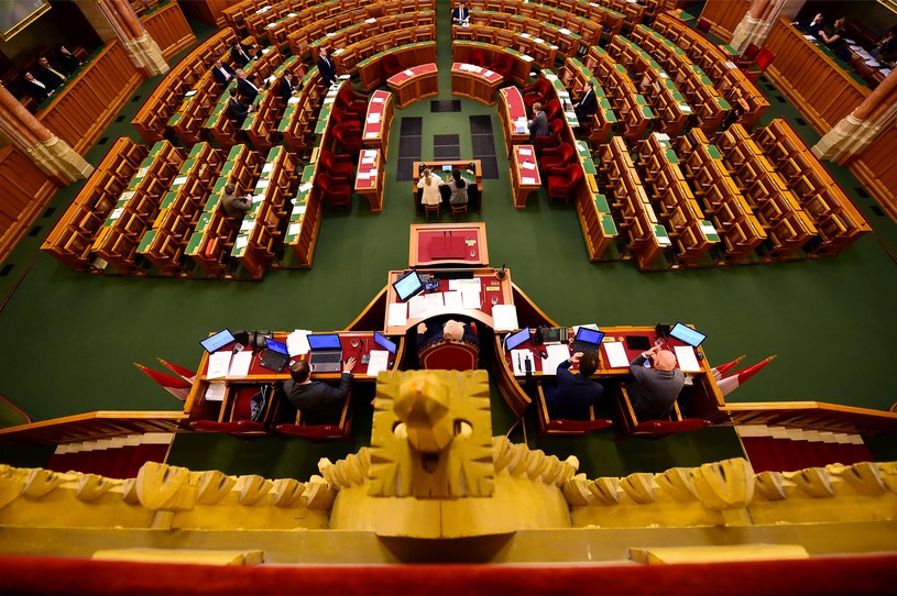 Węgierski parlament /Attila Kisbenedek /AFP