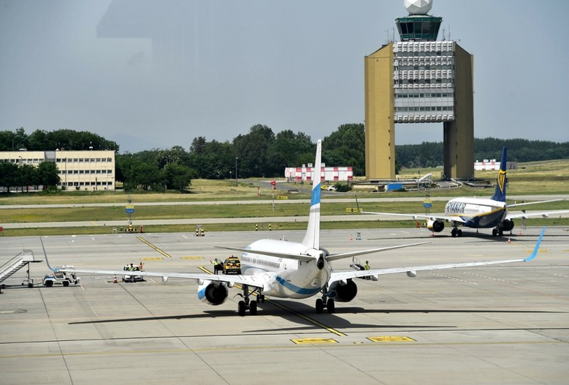 Węgierski rząd zamierza kupić większościowy pakiet udziałów Budapest Airport /Mateusz Jagielski /East News