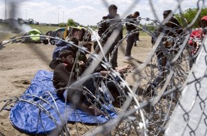 Węgry: Każdego dnia nielegalnie przedostaje się 400 migrantów 