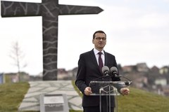 Węgry: Odsłonięcie pomnika "Memento-Smoleńsk"