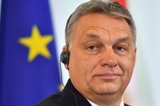 Węgry: Parlament przyjął ustawy o podatku imigracyjnym i zgromadzeniach