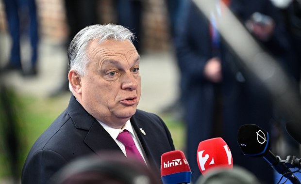 Węgry uwalniają rezerwy. Zakaz eksportu ropy i paliw