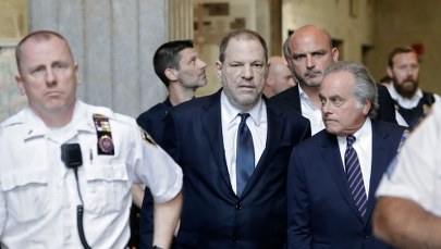 Weinstein w sądzie. Twierdzi, że jest niewinny