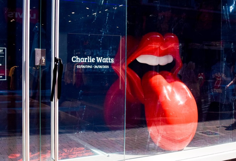 Wejście do sklepu Rolling Stonesów w Londynie, sierpień 2021 /SOPA Images /Getty Images