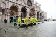 Wenecja: 70 proc. miasta pod wodą