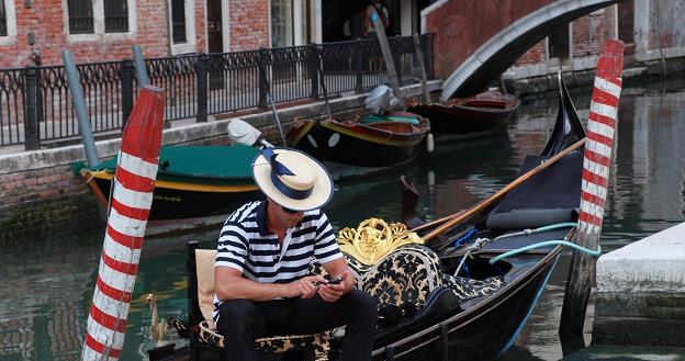 Wenecki gondolier /&copy;123RF/PICSEL