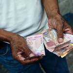Wenezuela: Prezydent N. Maduro podnosi 35 razy wartość pensji minimalnej