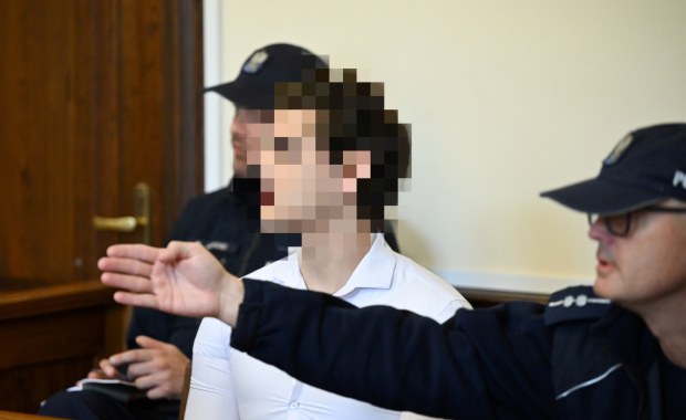 Wepchnął studenta pod pociąg, bo zwrócił mu uwagę? Ruszył proces ws. tragedii na peronie