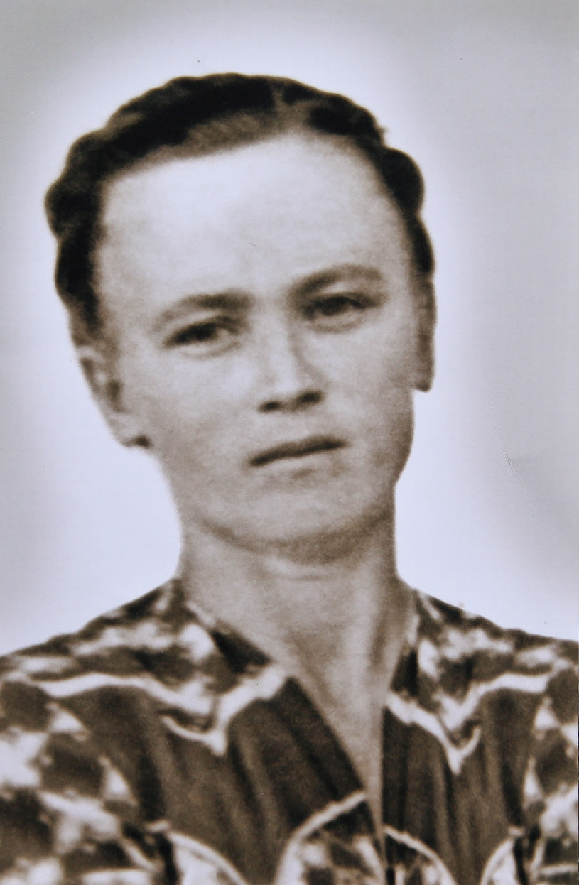 Weronika po wyjsciu z łagru, rok 1955 (fotografia z archiwum rodzinnego, opublikowana w książce "Dziewczyny z Syberii" /materiały prasowe