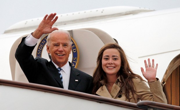 Wesele w Białym Domu. Kto zapłaci za imprezę wnuczki Bidena?