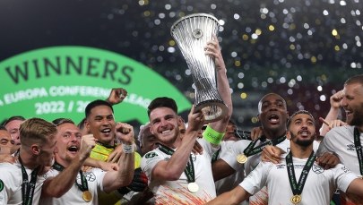 West Ham United wygrał Ligę Konferencji. Łukasz Fabiański z pucharem