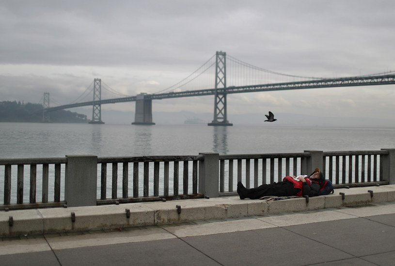 Wg danych ze stycznia 2017 na ulicach San Francisco żyło  7499 osób bezdomnych /Getty Images