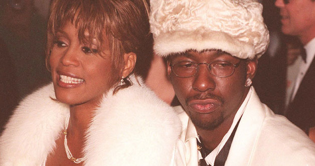 Whitney, Bobby Brown i mała Bobbi Kristina w 1998 roku. /Dan Callister /Getty Images