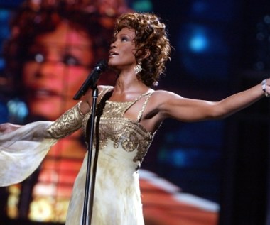 Whitney Houston: Samotna wśród bliskich