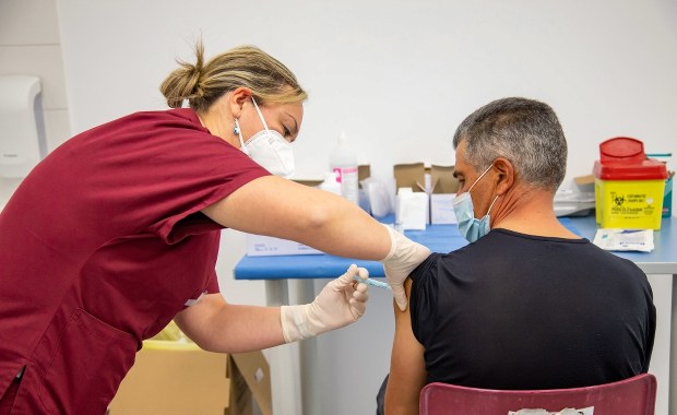 WHO i EMA rozpoczynają inspekcję zakładów produkujących Sputnika