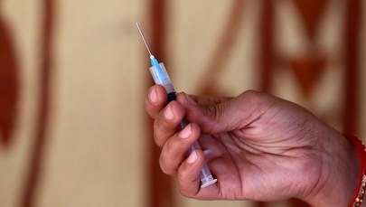 WHO: Kampania szczepień w Europie przebiega niedopuszczalnie wolno