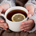 WHO ostrzega: Picie gorącej herbaty to pewny nowotwór